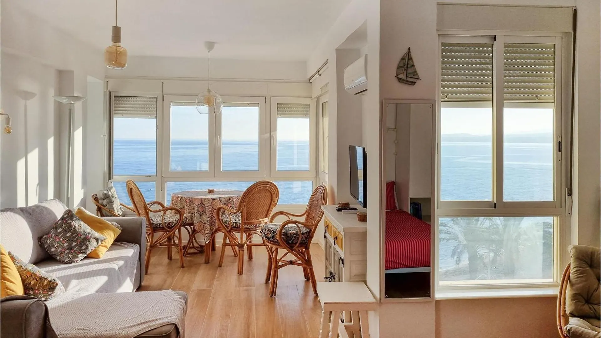 Nice Apartment In Algarrobo-Costa With Kitchen